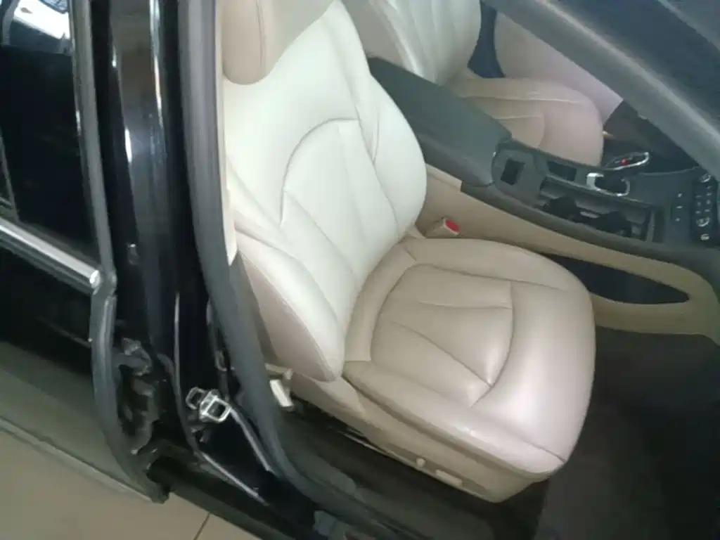 Buick LaCrosse — миниатюра 25