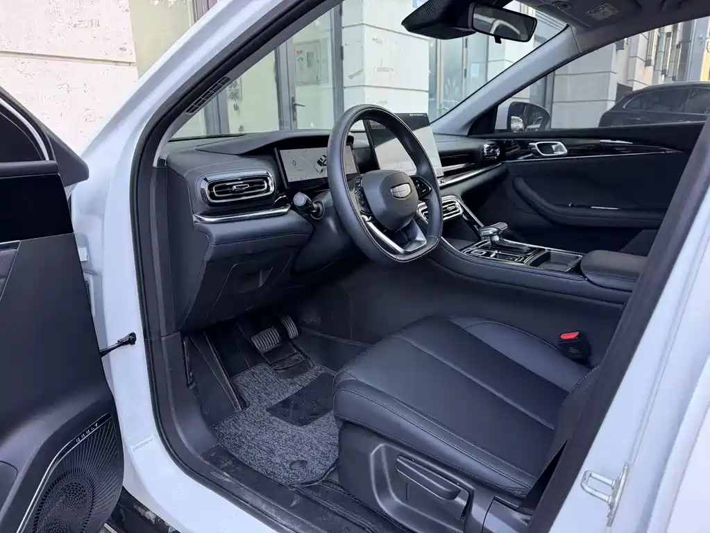 Geely Emgrand — миниатюра 4