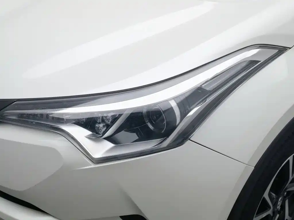 Toyota C-HR — миниатюра 7