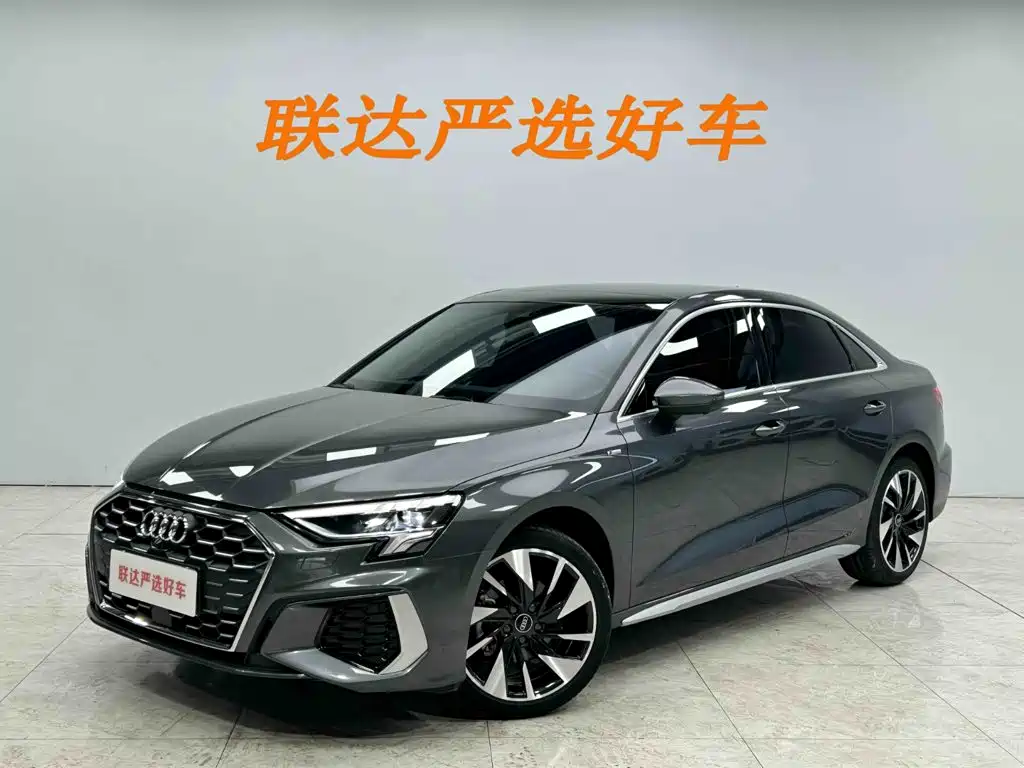 奥迪A3 2023款 A3L Limousine 35 TFSI 时尚运动型 2023