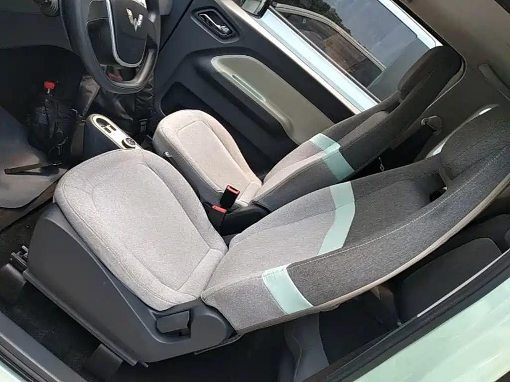 Wuling MINIEV — миниатюра 15