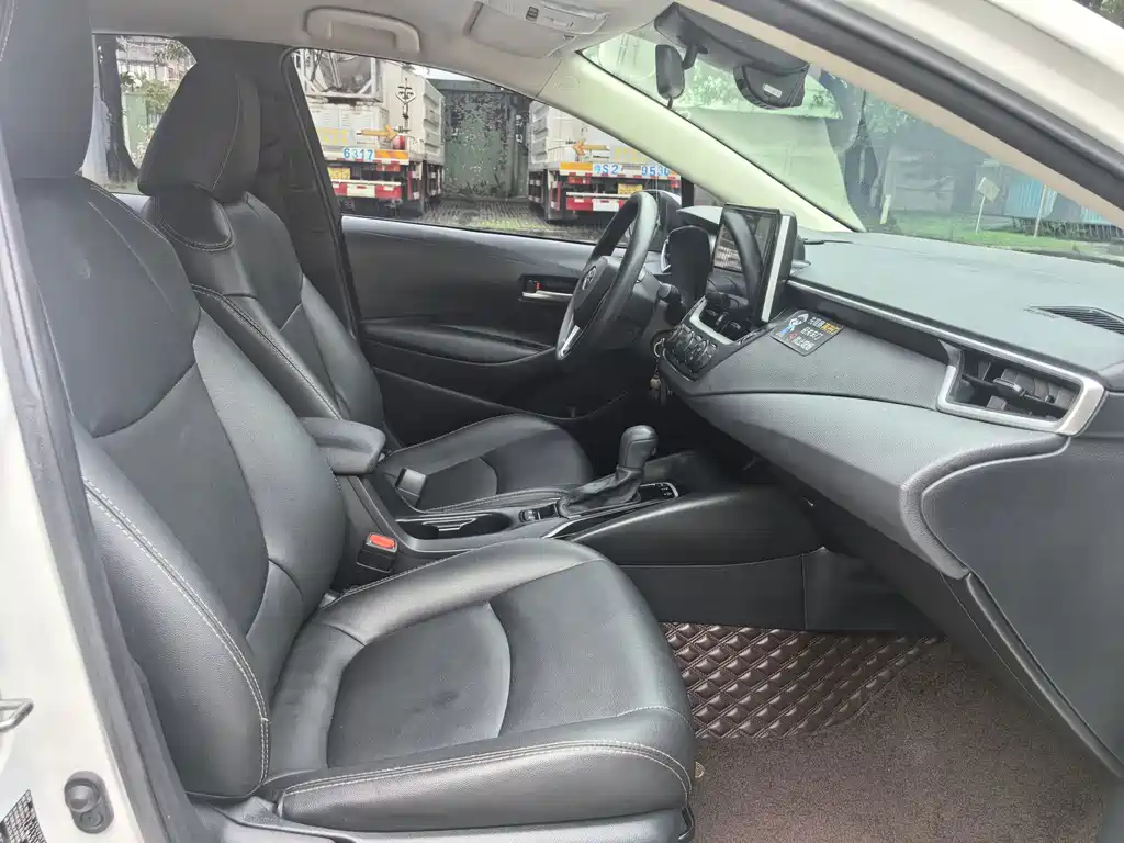 Toyota Corolla — миниатюра 13