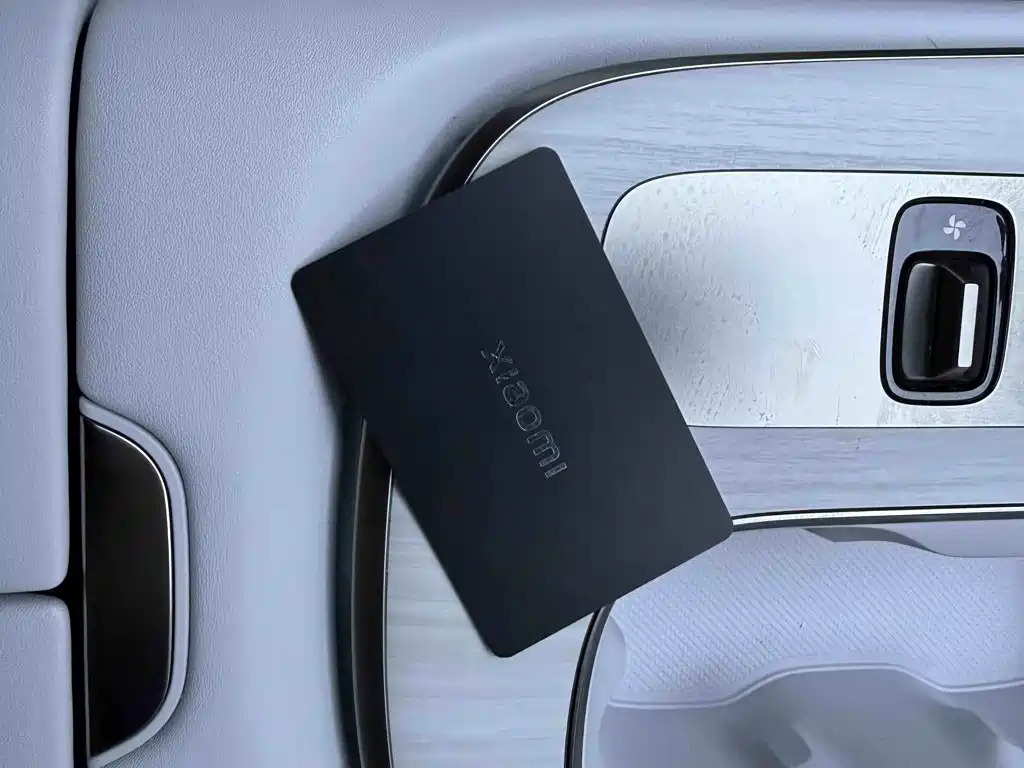 Xiaomi SU7 — миниатюра 9