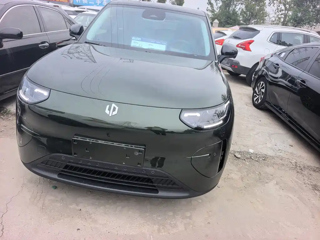 Leapmotor Leapmotor A10 — миниатюра 2