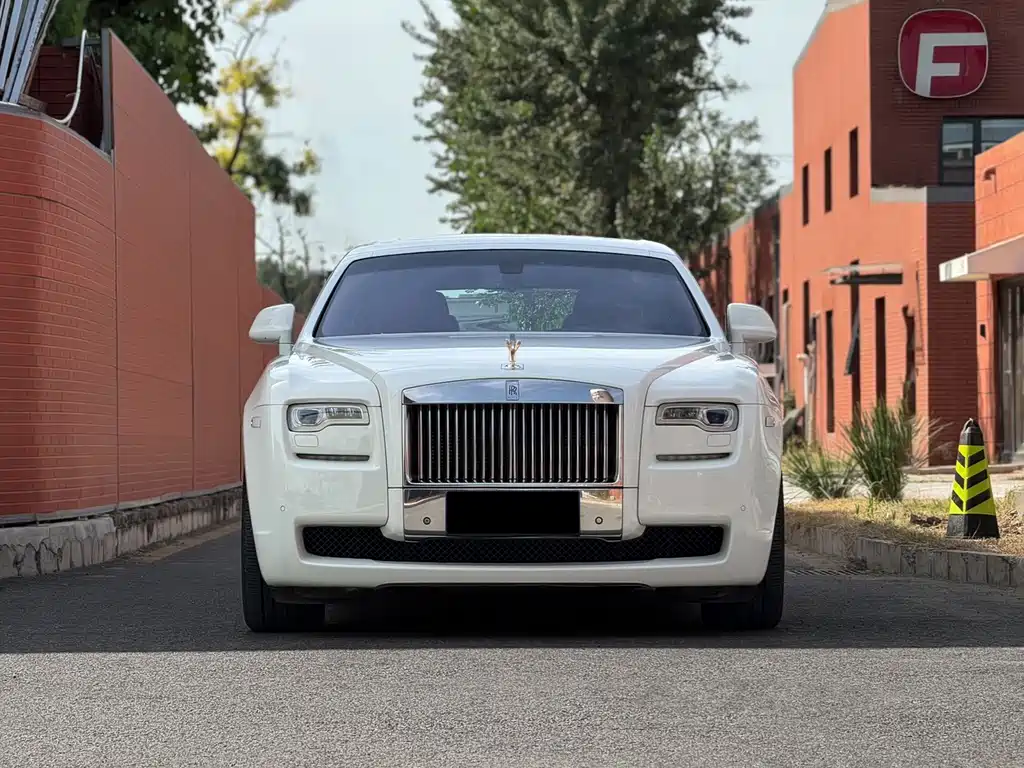 Rolls-Royce Ghost — миниатюра 2