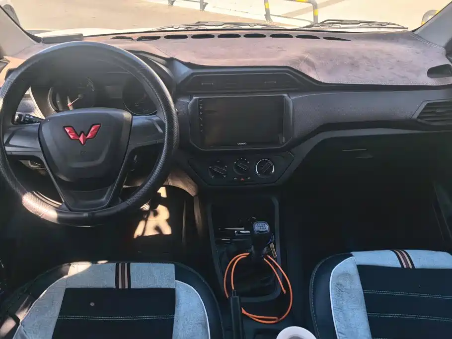Wuling Hongguang — миниатюра 12