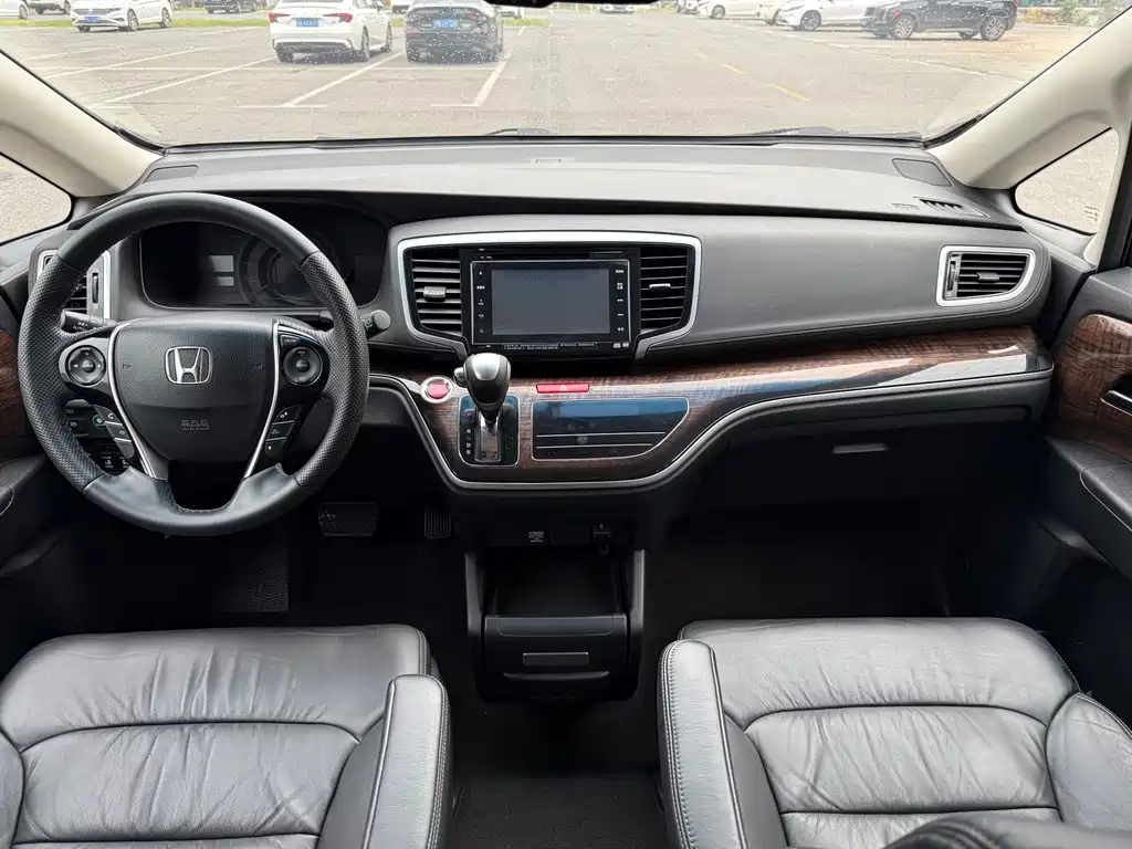 Honda Odyssey — миниатюра 10