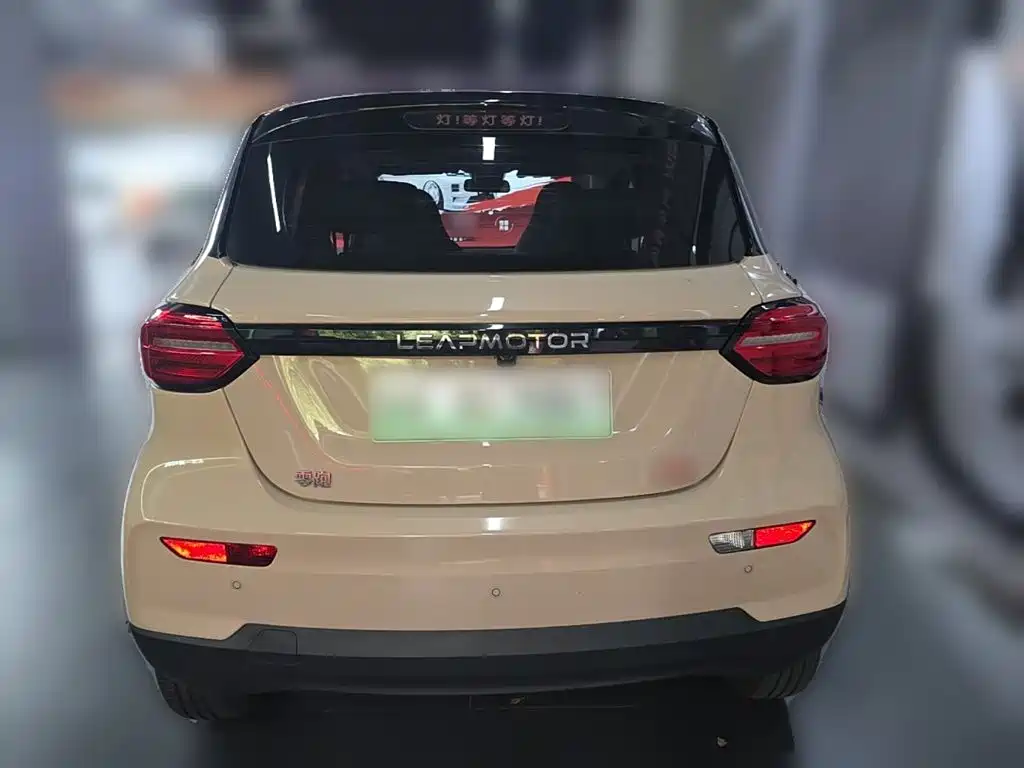 Leapmotor Leapmotor T03 — миниатюра 10