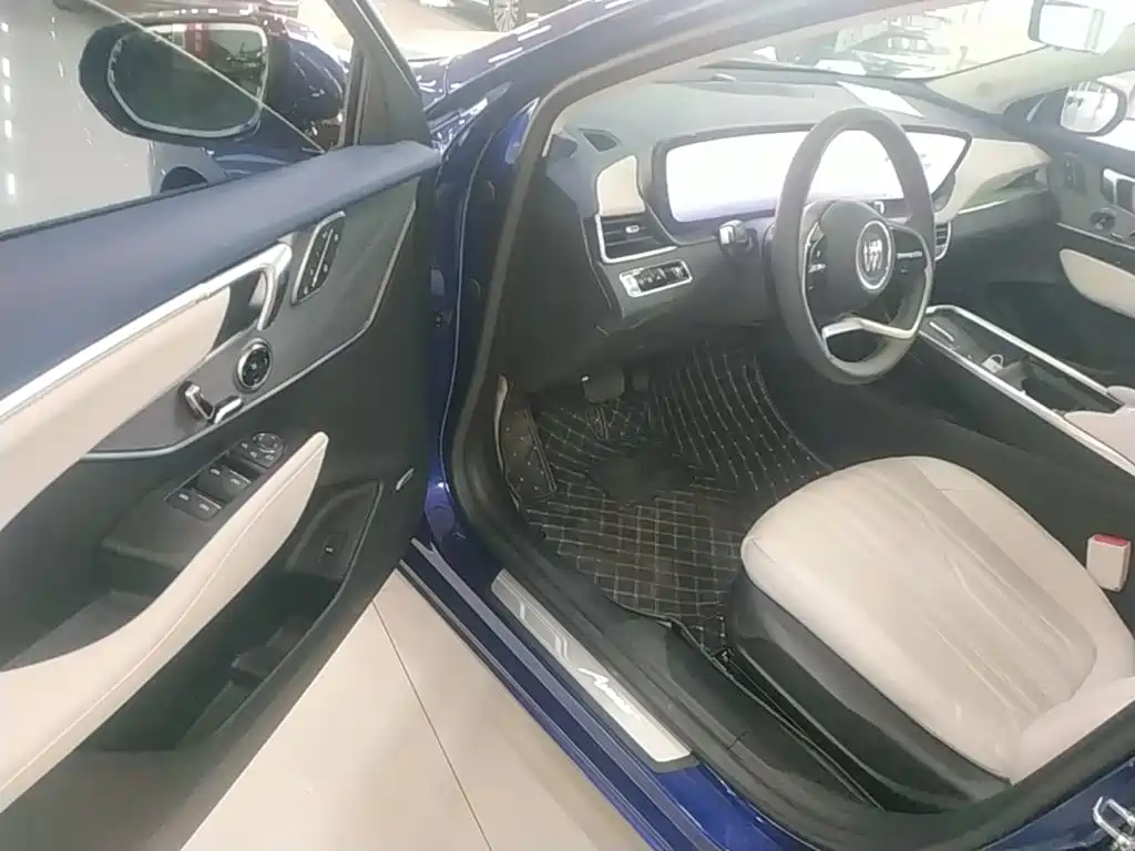 Buick LaCrosse — миниатюра 16