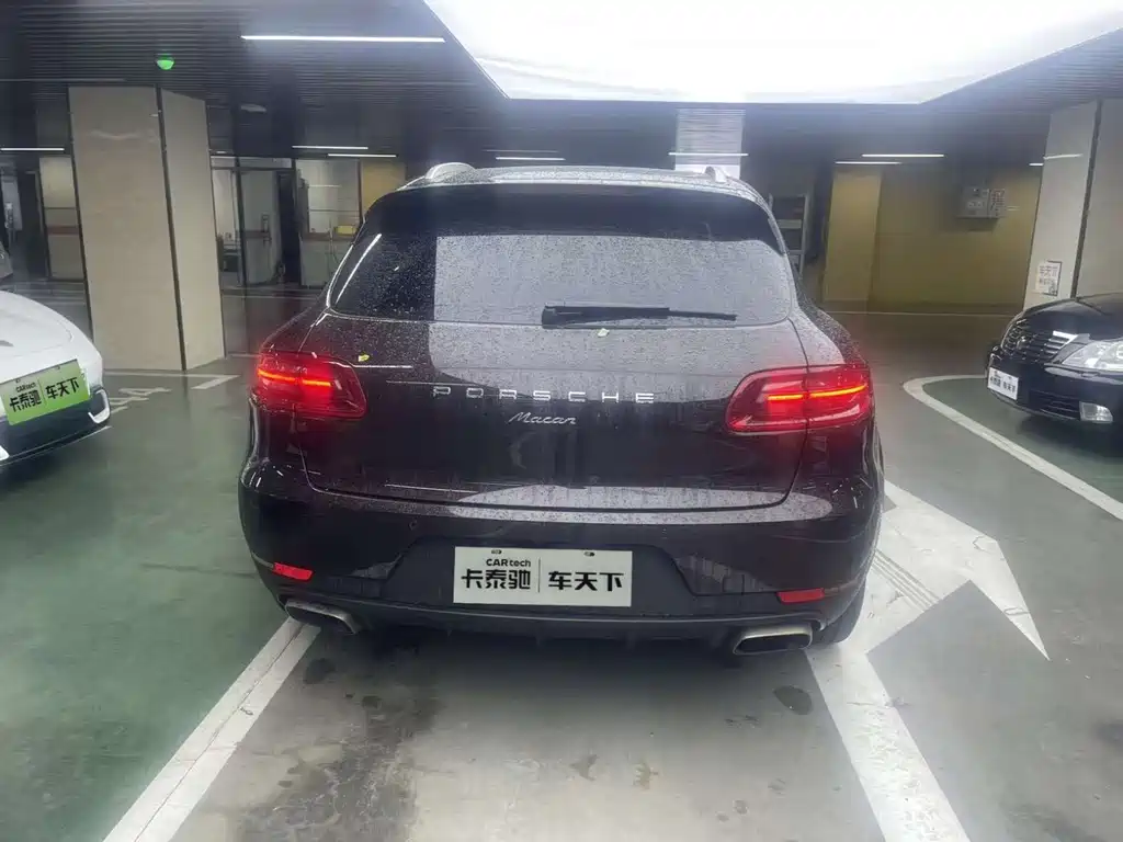 Porsche Macan — миниатюра 5
