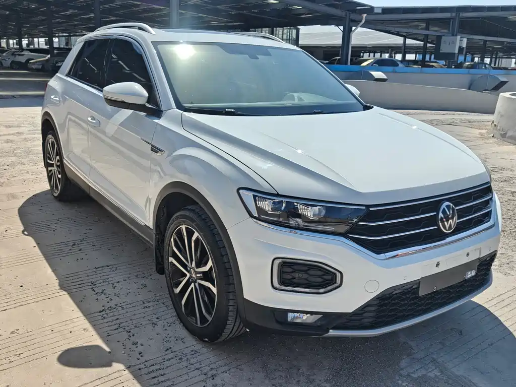 Volkswagen T-Roc — миниатюра 3