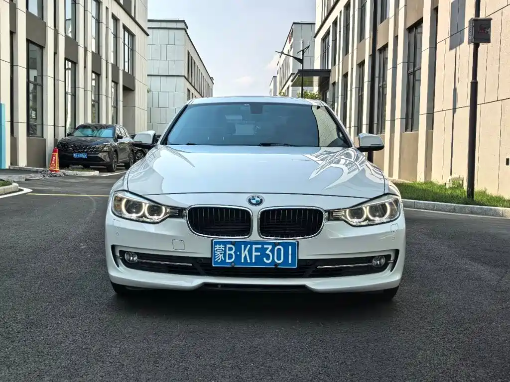 BMW 3 Series — миниатюра 2