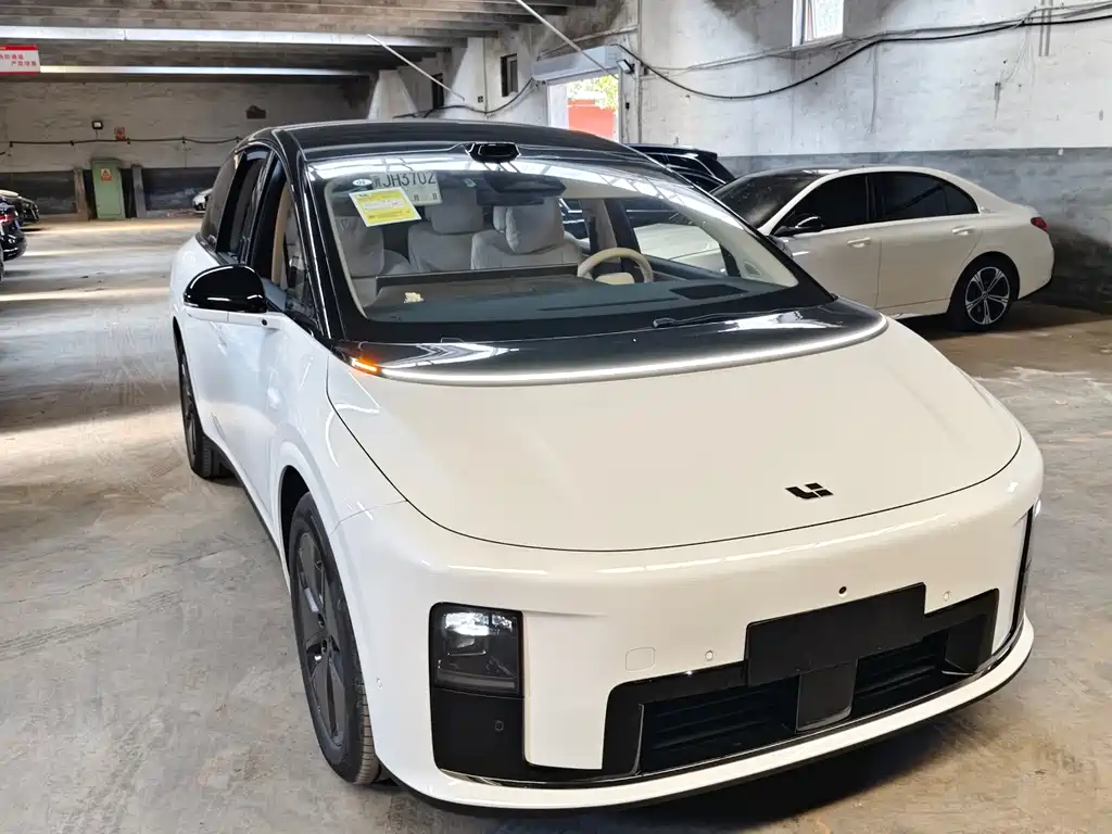 Li Auto Li i8 — миниатюра 4