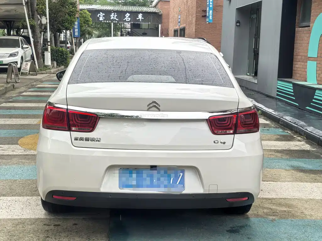 Citroen C4 — миниатюра 5