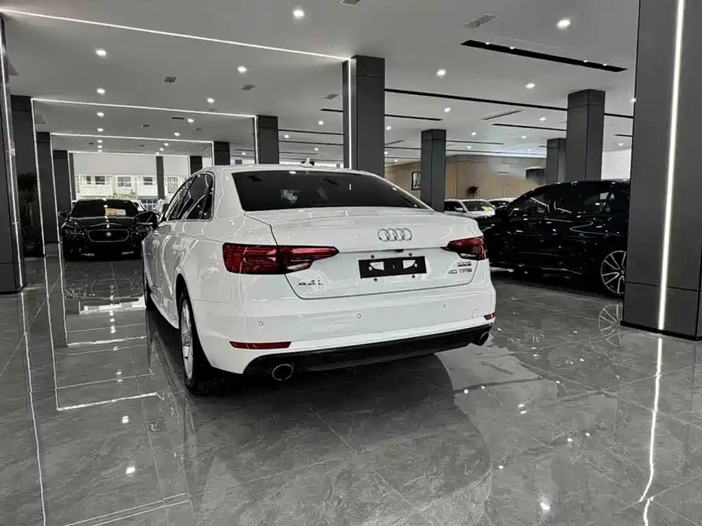 Audi A4L — миниатюра 9