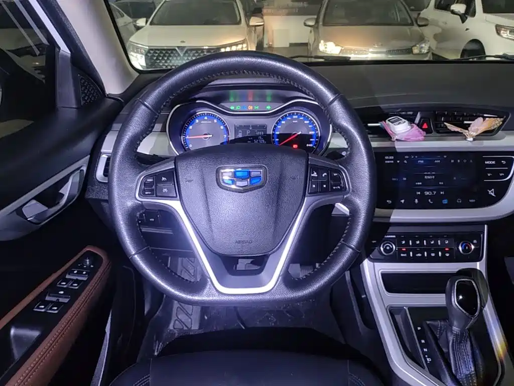 Geely Vision — миниатюра 11