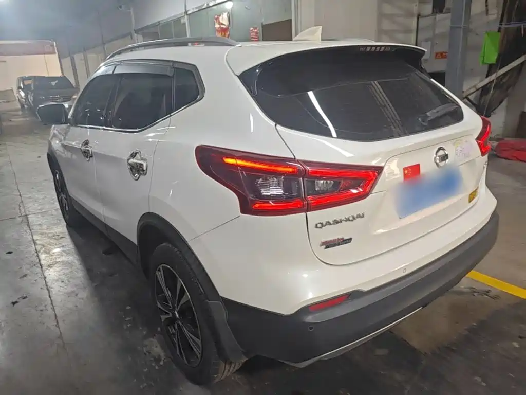 Nissan Qashqai — миниатюра 5
