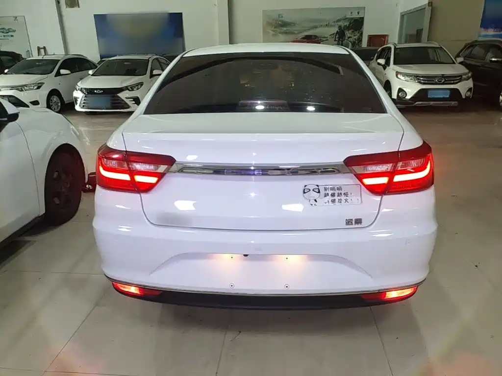 Geely Vision — миниатюра 6