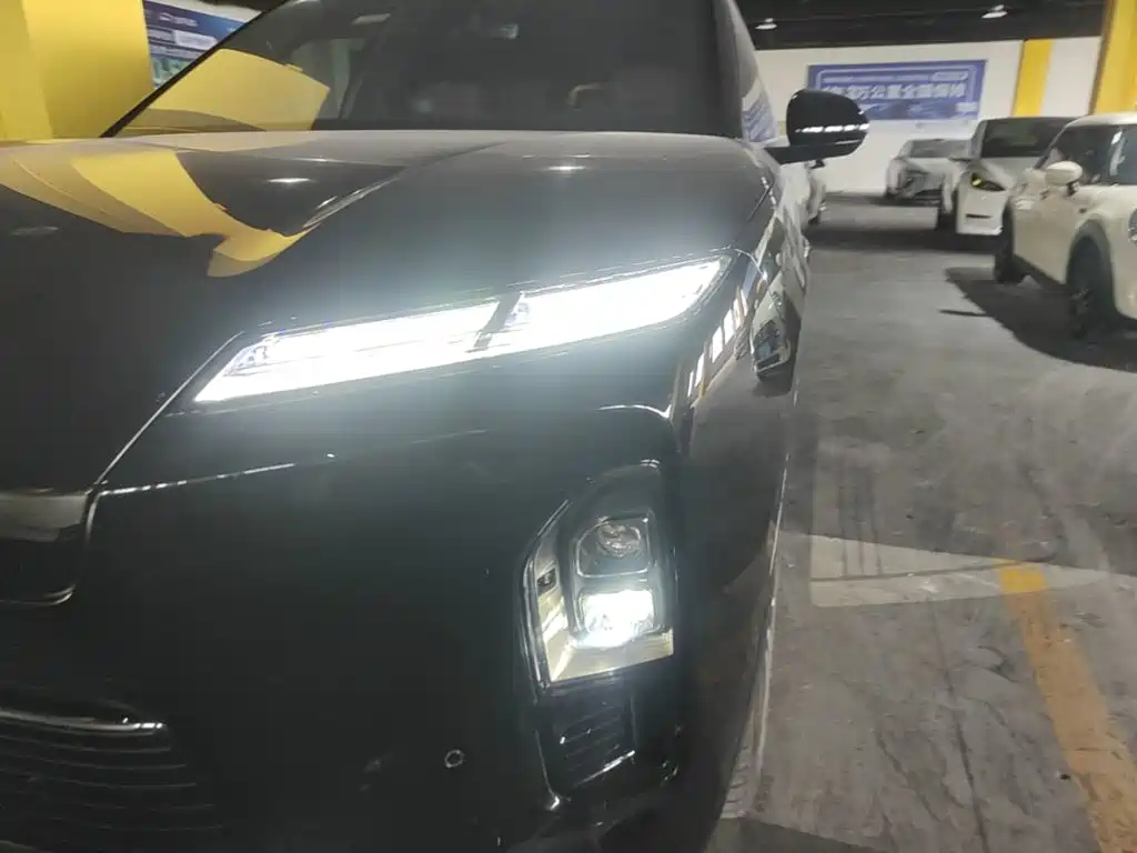 NIO ES8 — миниатюра 3