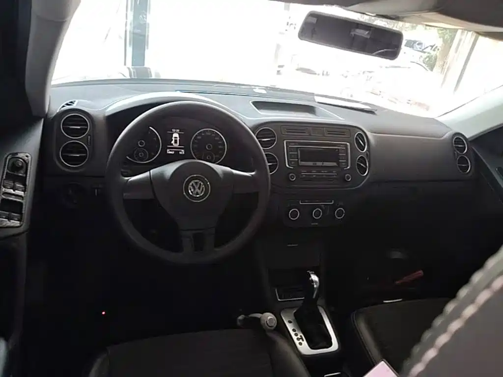 Volkswagen Tiguan — миниатюра 10