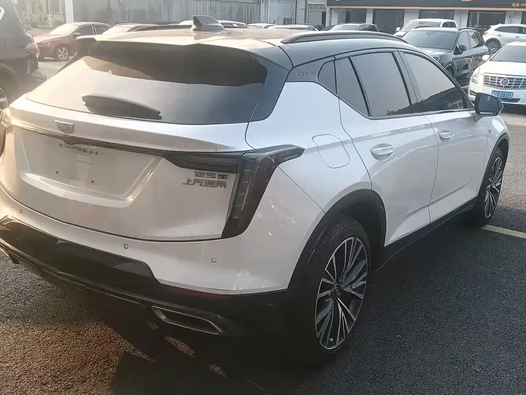 Cadillac GT4 — миниатюра 5