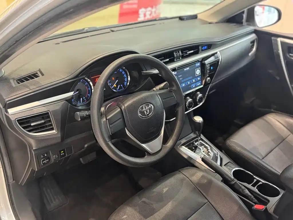 Toyota Corolla — миниатюра 8