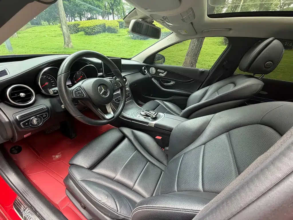 Mercedes-Benz C-Class — миниатюра 4