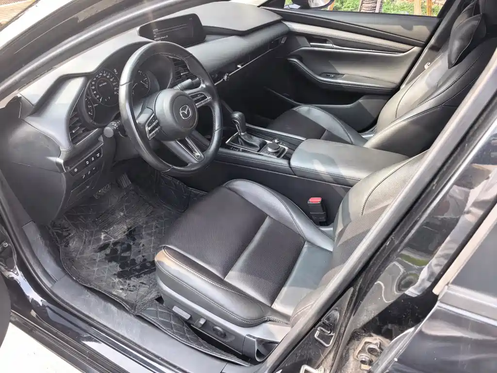 Mazda 3 Axela — миниатюра 4