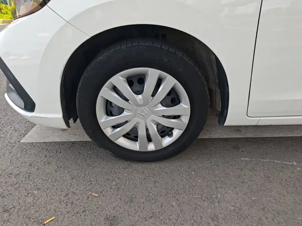Honda Fit — миниатюра 23