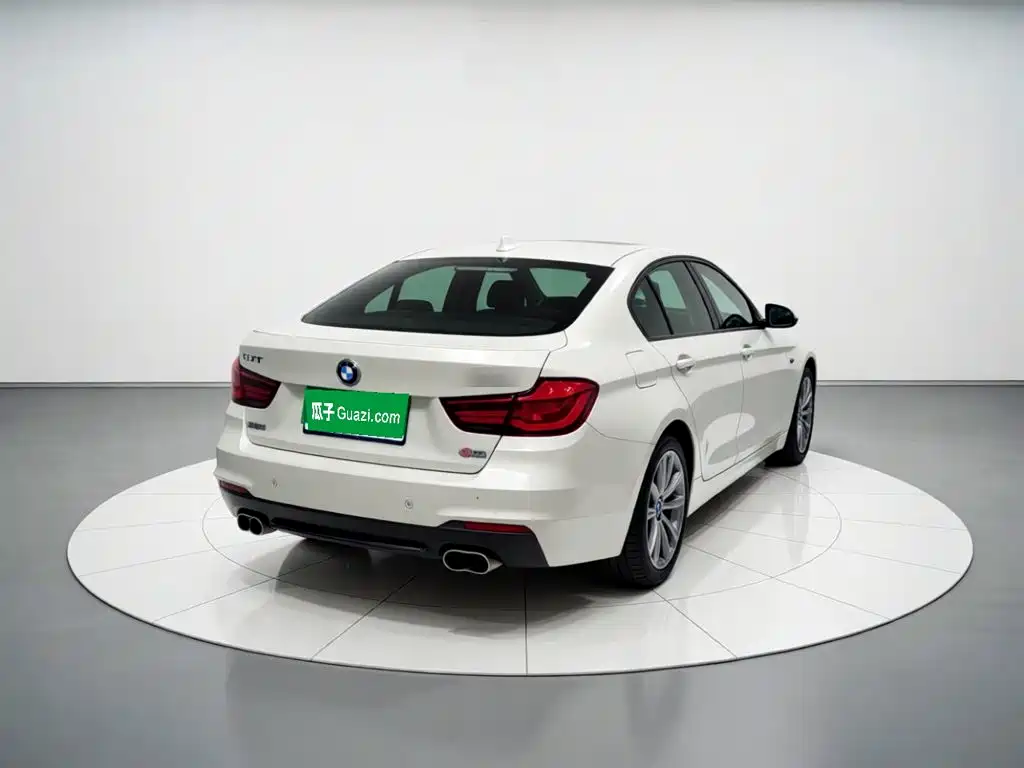 BMW 3 Series GT 3 GT 2019 320i M Sport