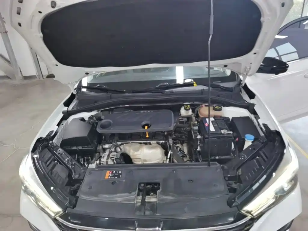 Roewe i5 — миниатюра 20
