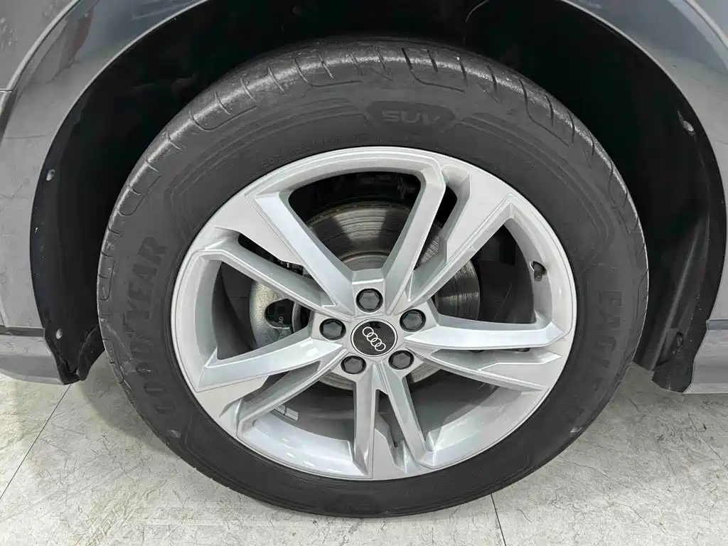 Audi Q3 — миниатюра 20