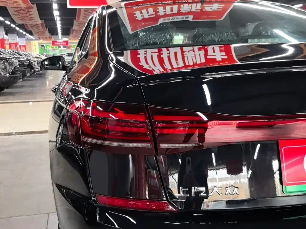 VOLKSWAGEN PASSAT NEW ENERGY