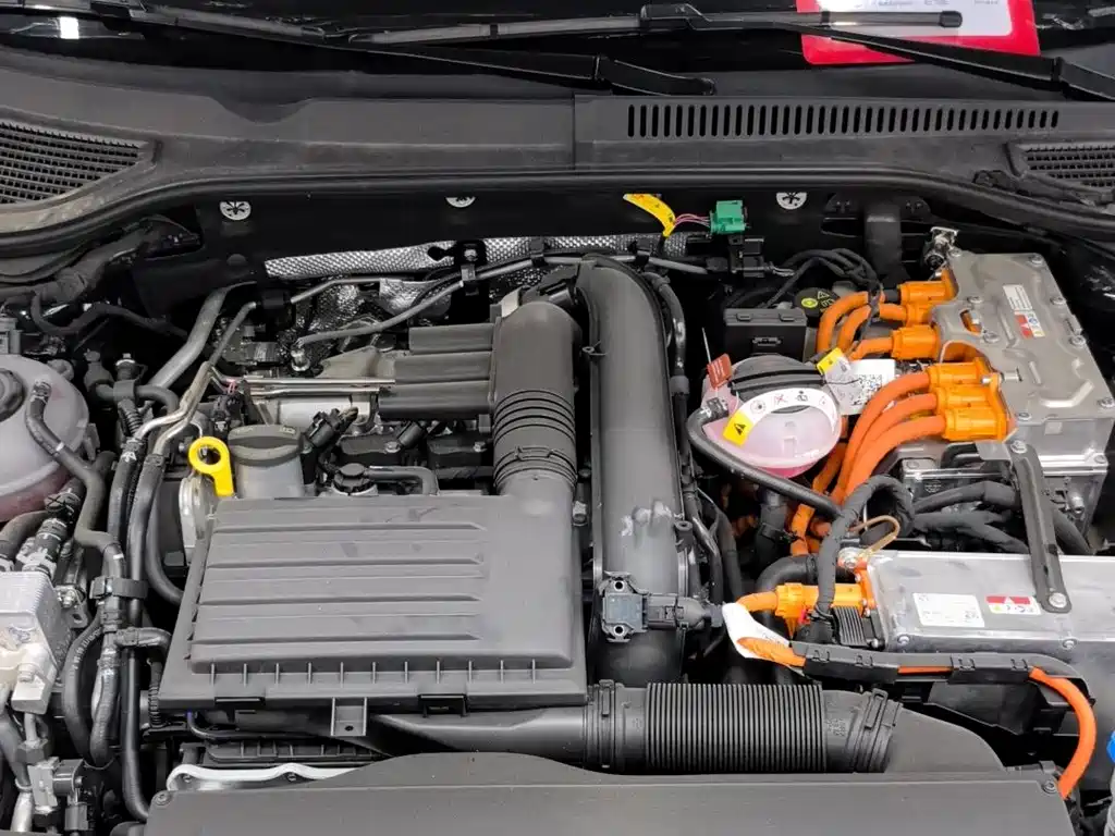 VOLKSWAGEN PASSAT NEW ENERGY