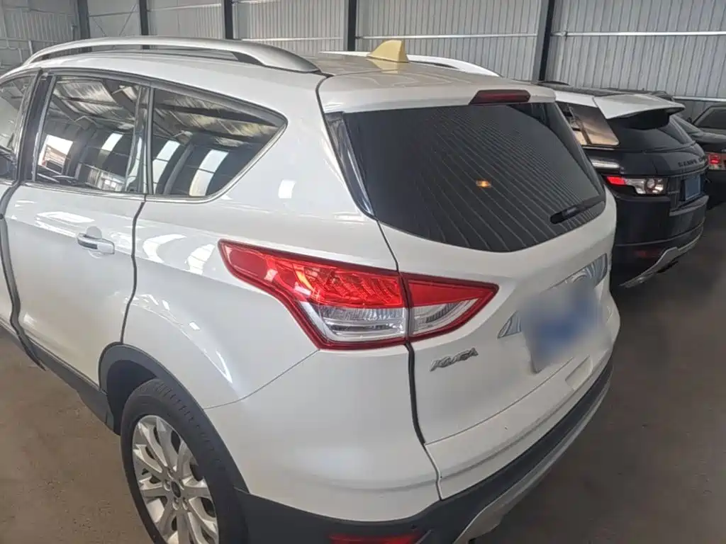 Ford Kuga — миниатюра 6