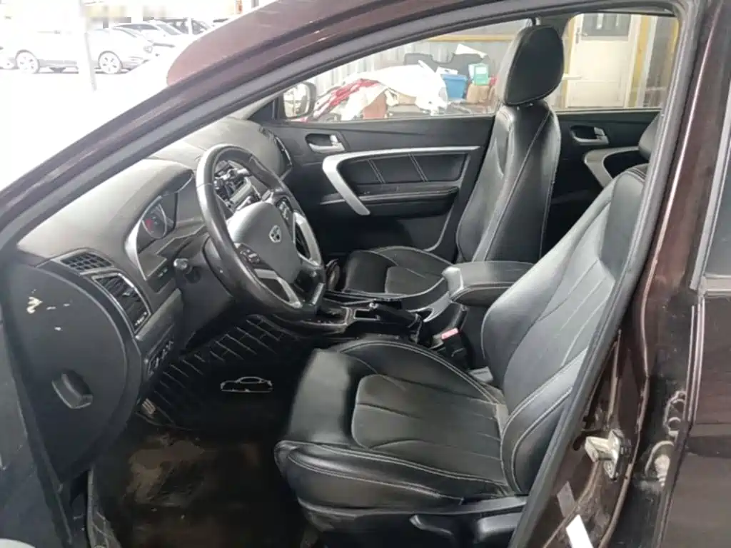 Geely Emgrand — миниатюра 15
