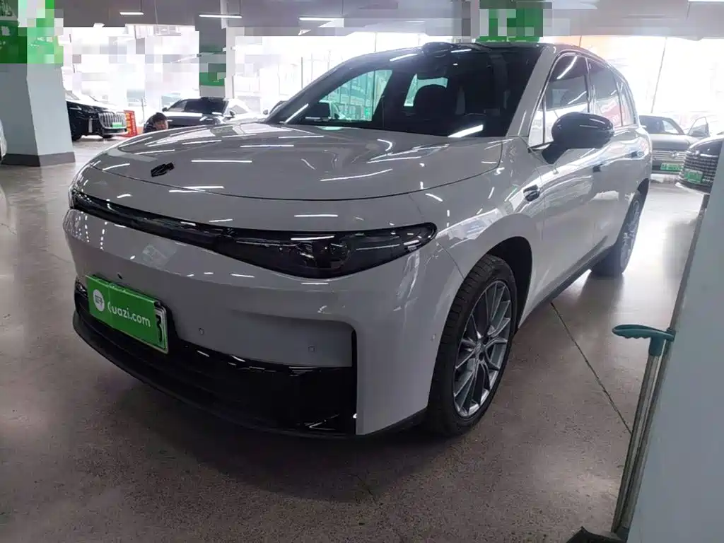 Leapmotor Leapmotor C10 — миниатюра 2