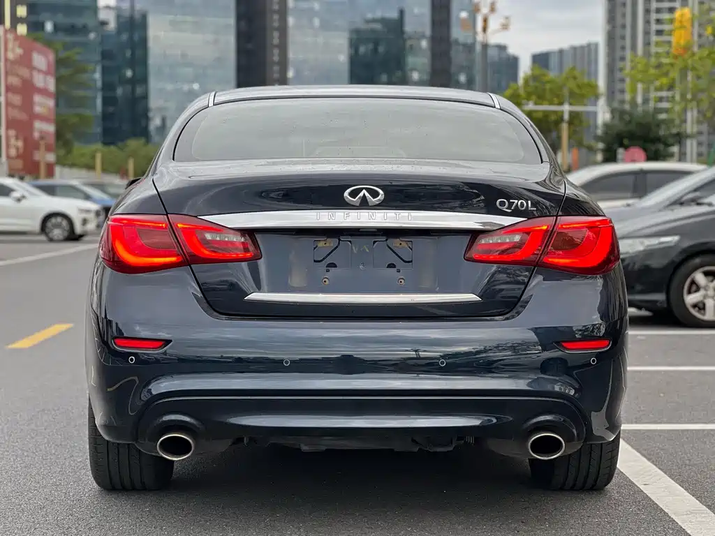 Infiniti Q70 — миниатюра 4