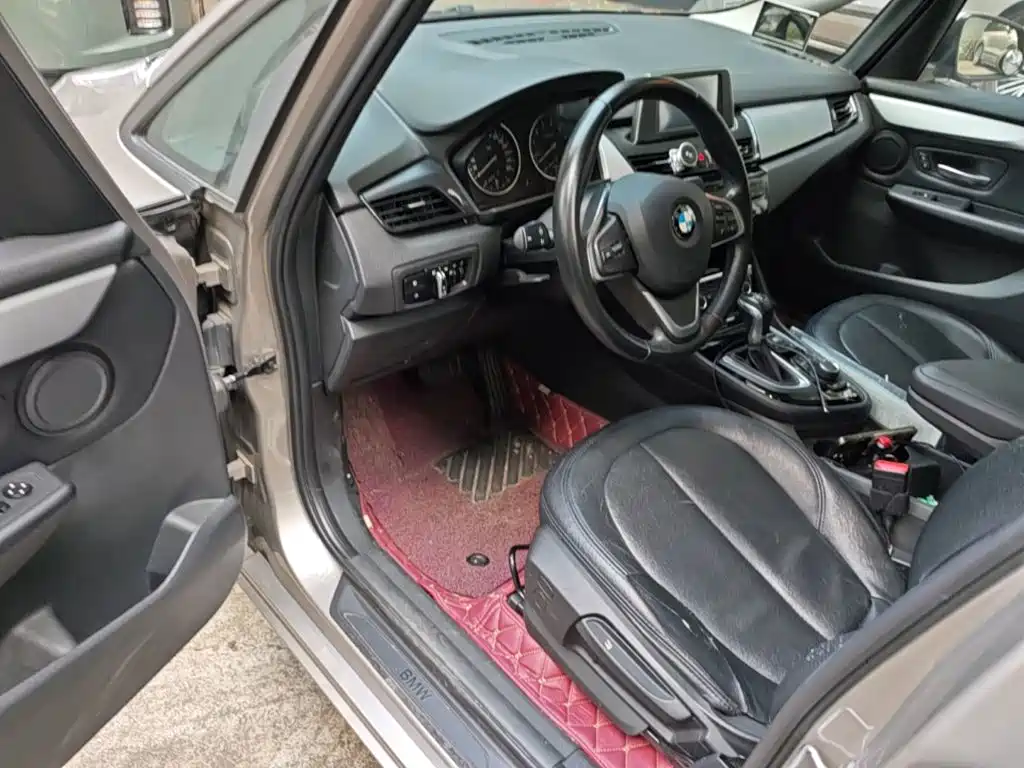 BMW 2 Series Active Tourer — миниатюра 14