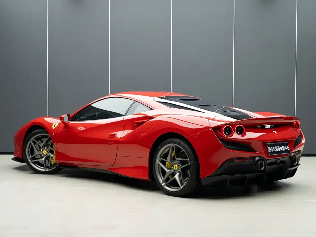 Ferrari F8 — миниатюра 6