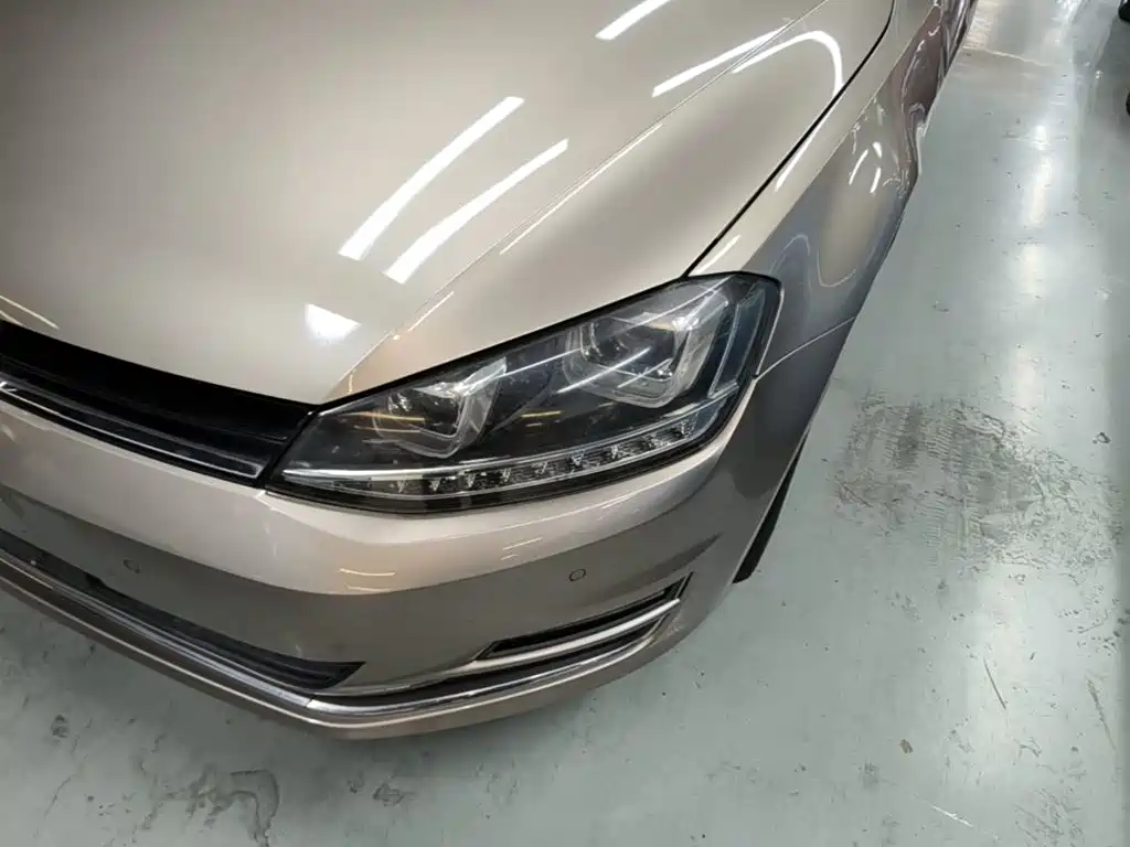 Volkswagen Golf — миниатюра 24