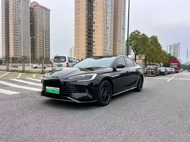 BYD SEAL 07 DM I 2025