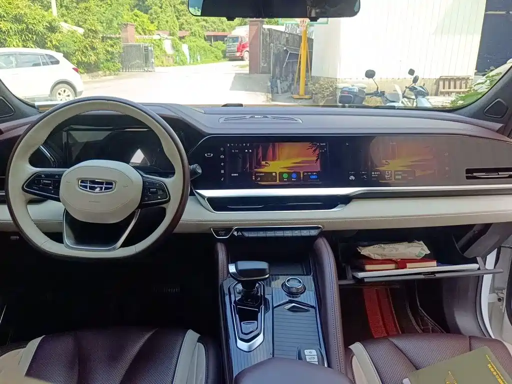 Geely Xingyue L — миниатюра 13