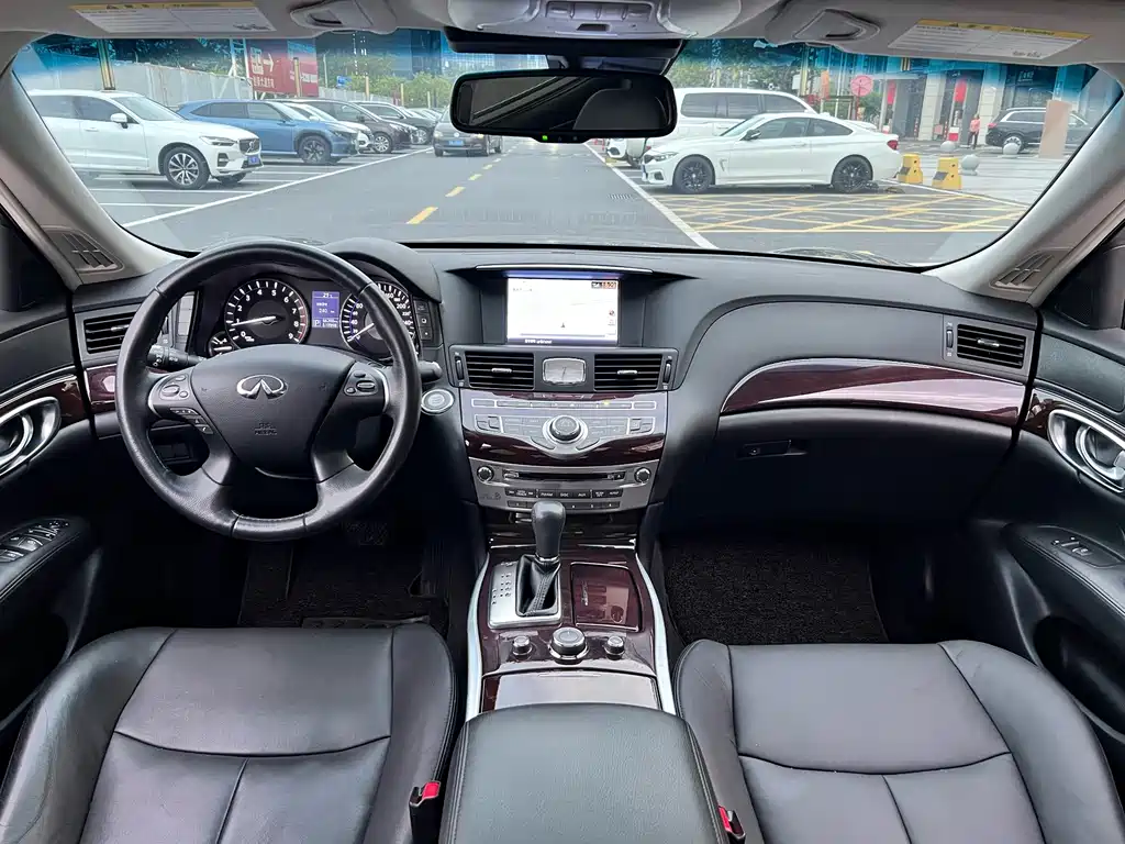 Infiniti Q70 — миниатюра 8