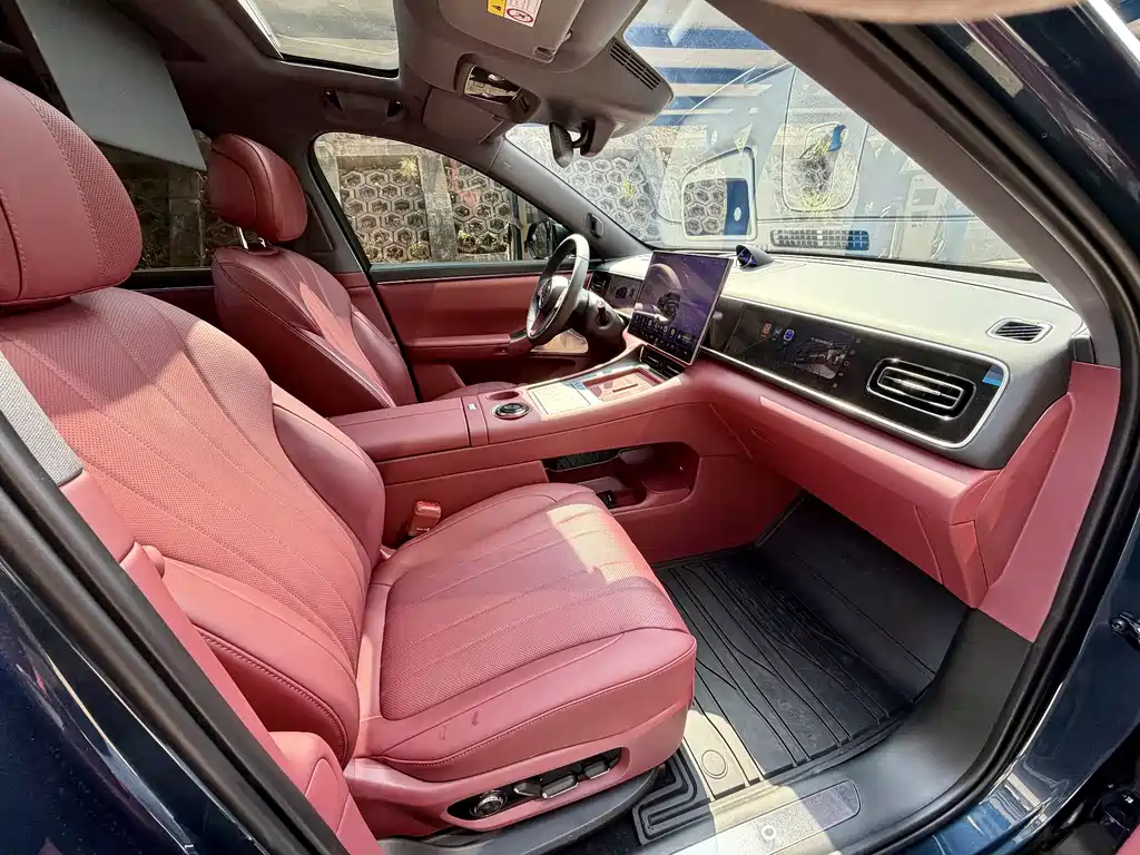 AITO ASK THE WORLD M7