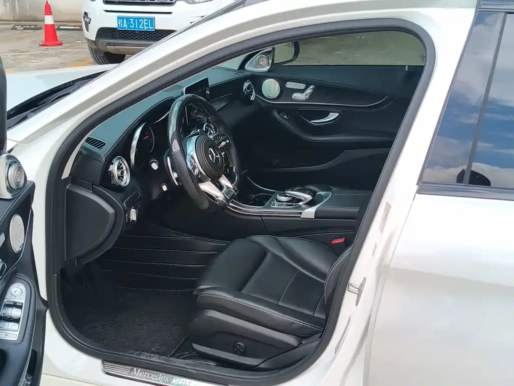 Mercedes-Benz C-Class — миниатюра 9