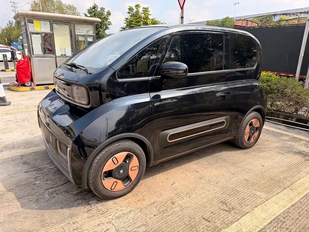 BAOJUN KIWI EV
