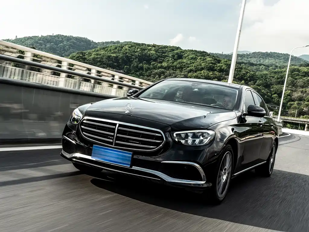 Mercedes-Benz E-Class E 2022 E 260 L