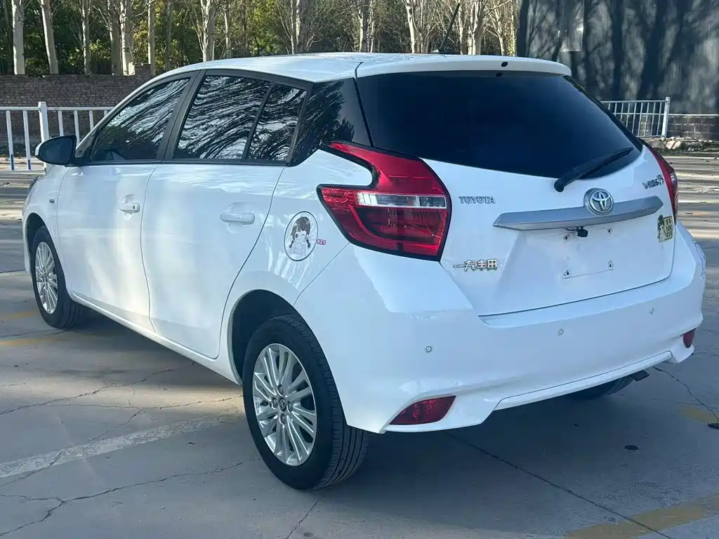 Toyota Vios FS — миниатюра 20
