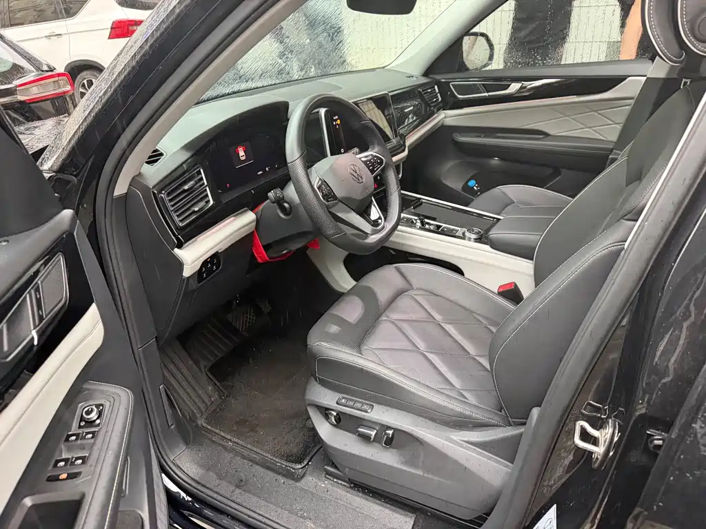 Volkswagen Teramont — миниатюра 3